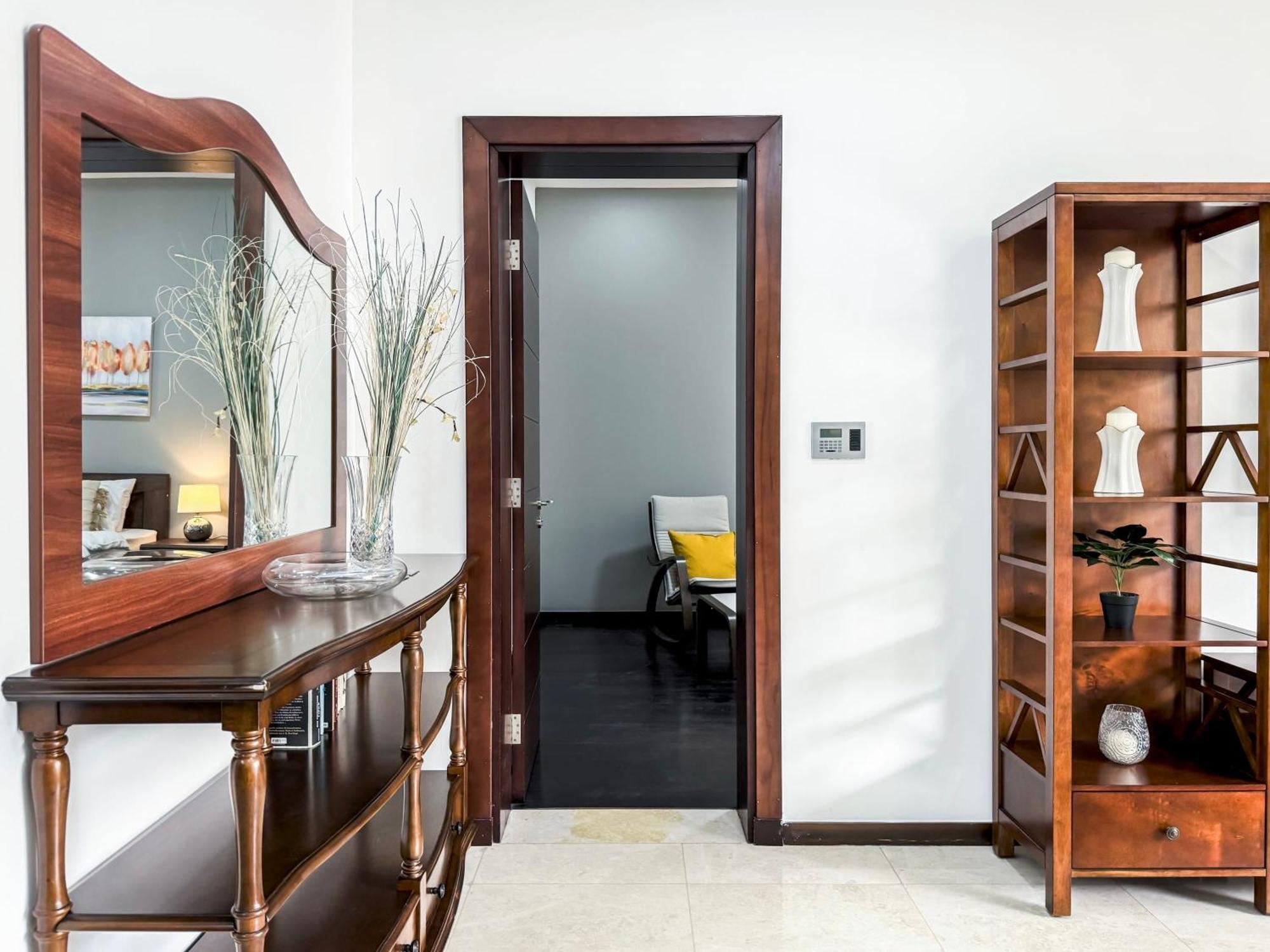Modern Beachfront 1Br Apartment - Tiara Residence Dubai Luaran gambar